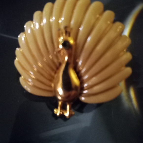 Peacock brooch - Picture 2 of 2